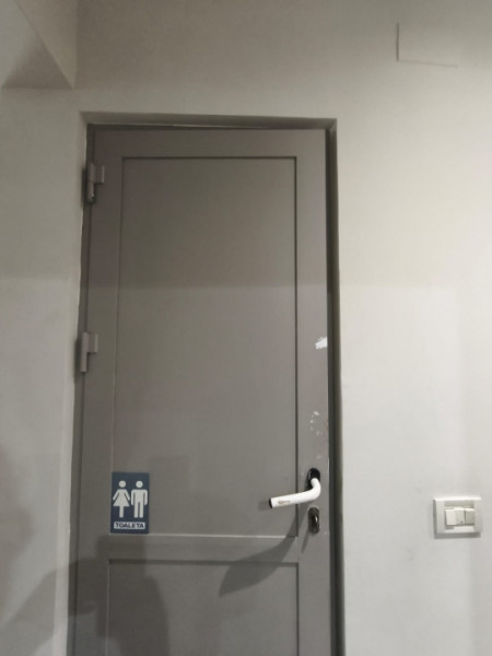 Închiriere Spatiu 100 mp. stradal Tomis cu Farului 4 încăperi separate