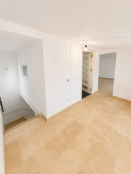 Închiriere duplex nemobilat 150 mp vis-a-vis Parc Primărie/Fantasio