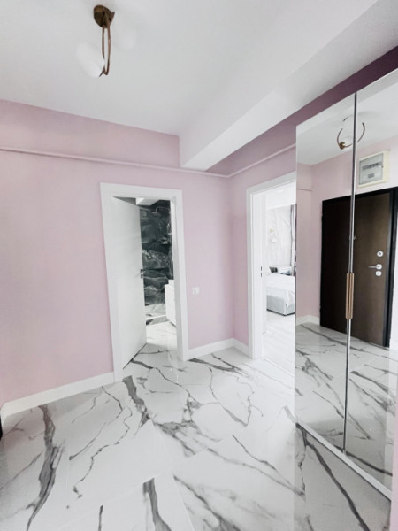  Închiriere Apartament – Bloc Nou, Vedere Frontală la Lac, Prima Închiriere