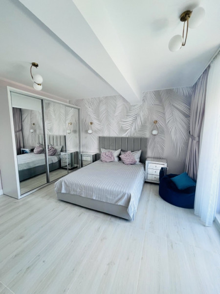  Închiriere Apartament – Bloc Nou, Vedere Frontală la Lac, Prima Închiriere