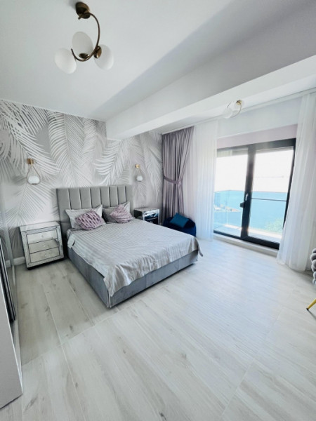  Închiriere Apartament – Bloc Nou, Vedere Frontală la Lac, Prima Închiriere