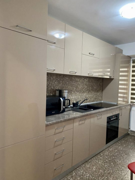 Apartament de închiriat Faleza Nord termen lung 