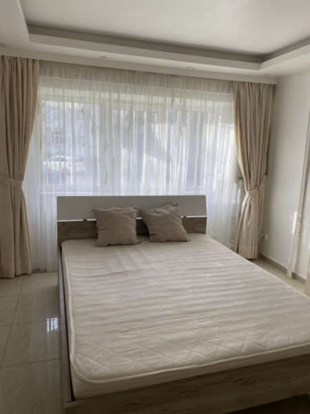  Apartament 3 camere (transformat din 2) – Tomis 3, parter