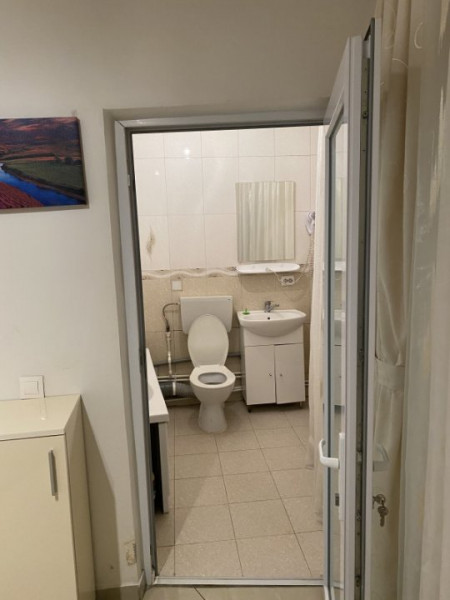  Apartament 3 camere (transformat din 2) – Tomis 3, parter