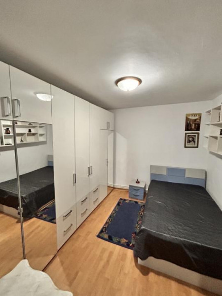 Închiriere apartament 3 camere -Aleea Grădinilor, City Park Mall