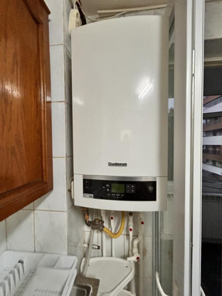 Închiriere apartament 3 camere -Aleea Grădinilor, City Park Mall