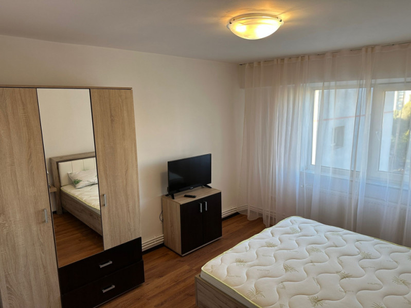 Inchiriere apartament 3 camere – Zona Boema