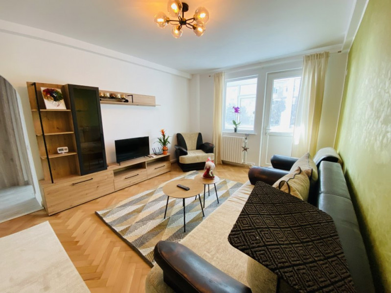 Apartament cu 3 camere complet renovat – Zona Gară / Port – Constanța