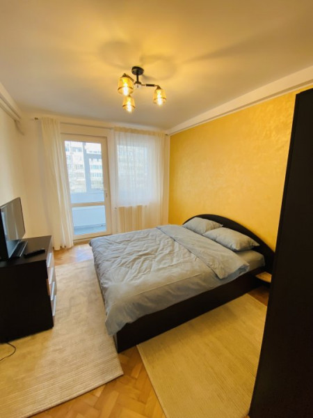 Apartament cu 3 camere complet renovat – Zona Gară / Port – Constanța