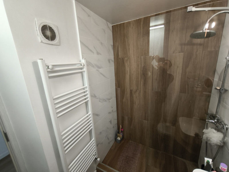 Închiriere Apartament modern Centru cu centrala gaz