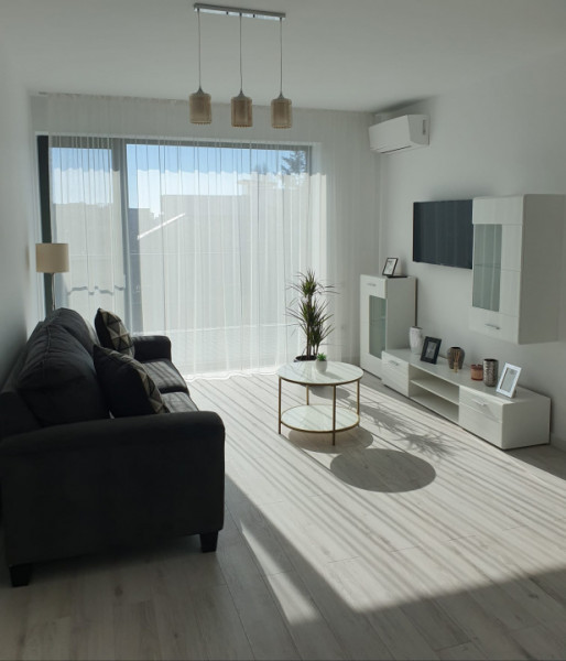 Inchiriere Apartament 2 camere bloc lux