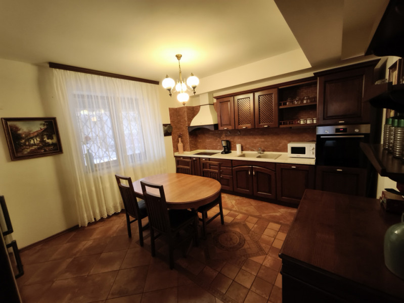 Vânzare Apartament - Duplex cu dotări bulevard Mamaia parcare privata