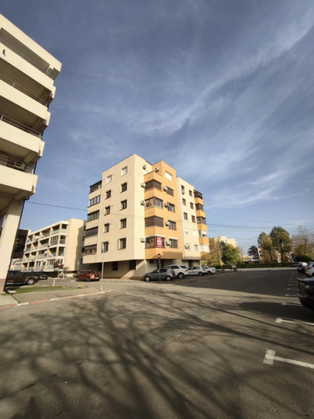 Vânzare Apartament - Duplex cu dotări bulevard Mamaia parcare privata