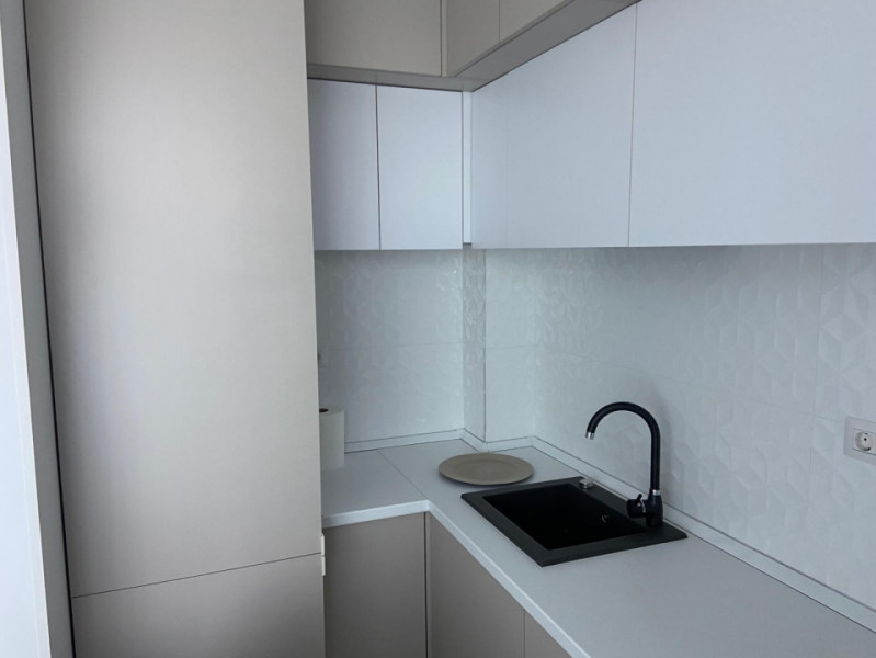 Închiriere Apartament unic bulevardul Mamaia vedere lac 