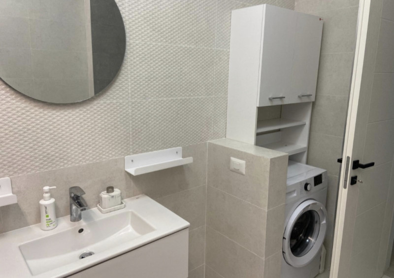 Închiriere Apartament unic bulevardul Mamaia vedere lac 