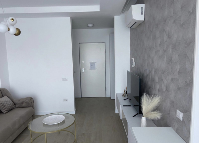 Închiriere Apartament unic bulevardul Mamaia vedere lac 