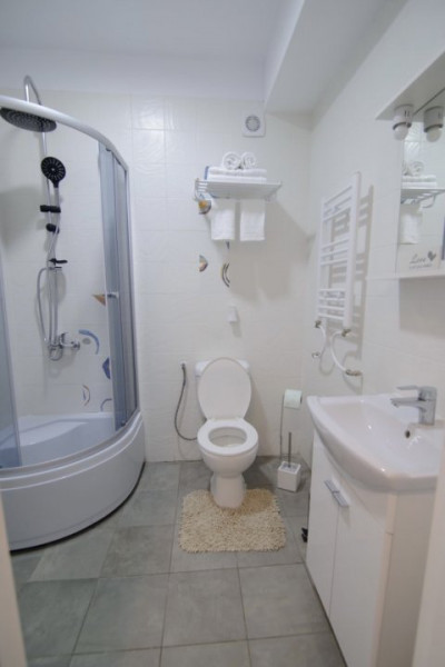 Apartament coquet Mamaia White Tower termen lung 