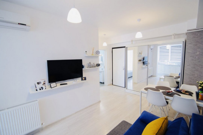 Apartament coquet Mamaia White Tower termen lung 