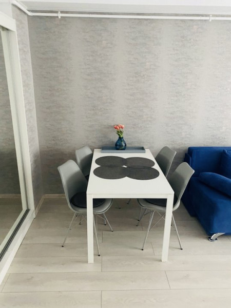 Apartament coquet Mamaia White Tower termen lung 