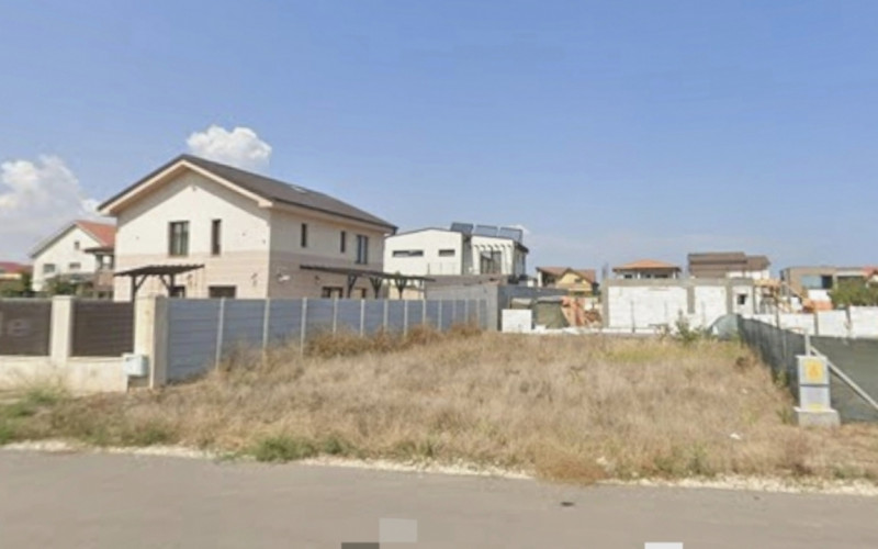 Vânzare Teren perfect 377 mp. cu Autorizație Construcție 