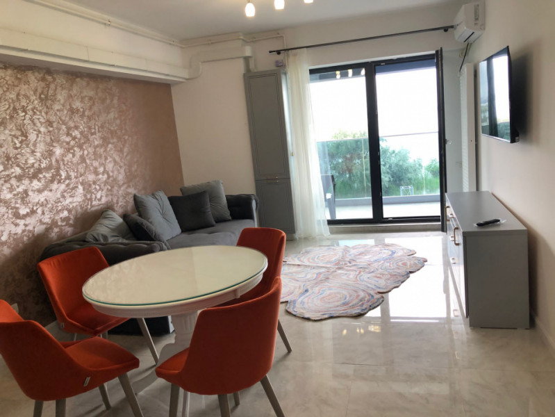 Închiriere Apartament bulevardul Mamaia vedere lac 