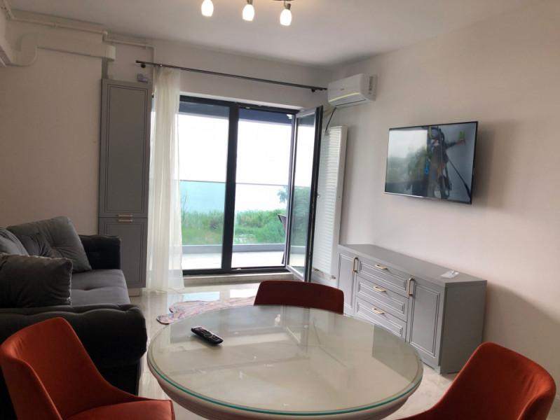 Închiriere Apartament bulevardul Mamaia vedere lac 