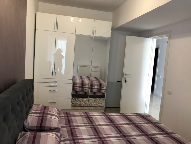 Închiriere Apartament bulevardul Mamaia vedere lac 