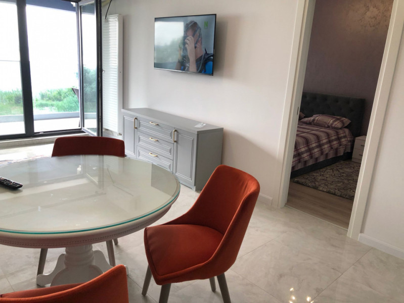 Închiriere Apartament bulevardul Mamaia vedere lac 