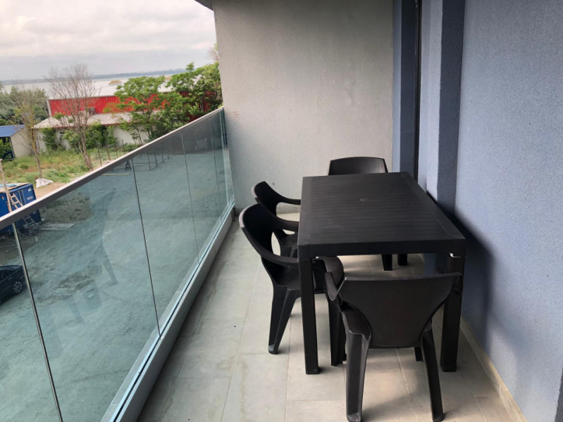 Închiriere Apartament bulevardul Mamaia vedere lac 