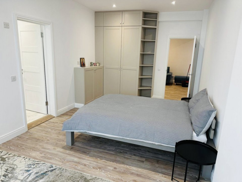 Apartament 3 camere Mamaia Nord  Vedere frontală la mare parcare inclusa