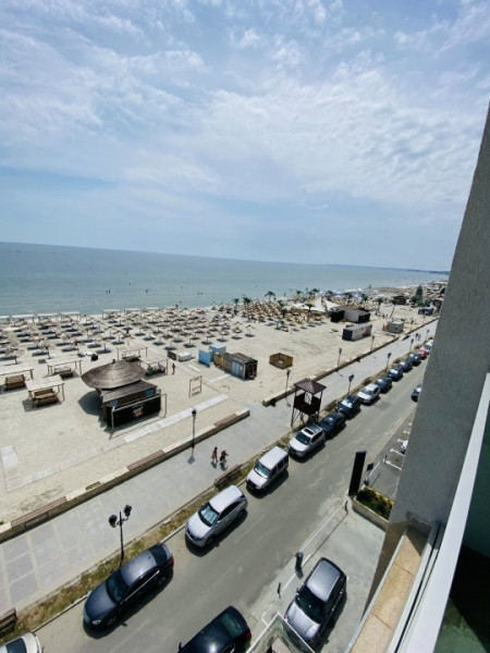 Apartament 3 camere Mamaia Nord  Vedere frontală la mare parcare inclusa