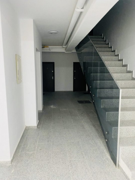 Apartament 3 camere Mamaia Nord  Vedere frontală la mare parcare inclusa