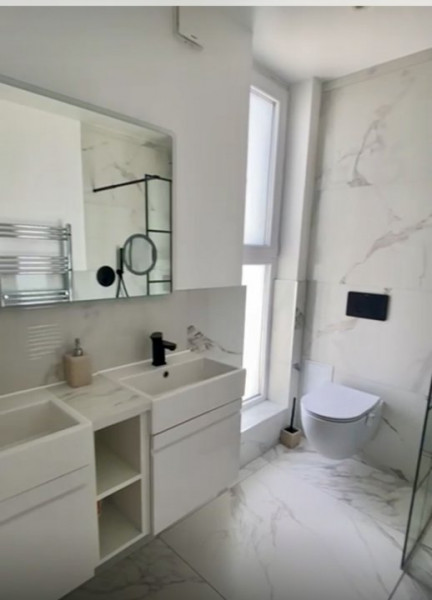 Apartament 3 camere Mamaia Nord  Vedere frontală la mare parcare inclusa