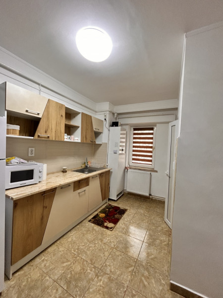 Apartament 2 camere decomandat, renovat recent – Bd. Ferdinand | Etaj 1