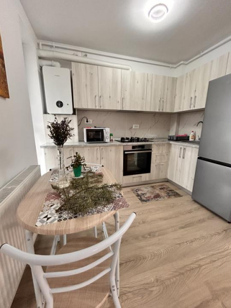 Inchiriere TomisPark 2 camere - Mobilat modern - Parcare subterana