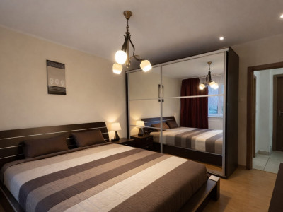 Apartament 2 camere decomandat de închiriat – Zona Dacia 