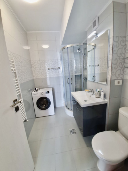 Închiriere Apartament 2 Camere – Bloc Nou, Zona Butoaie, Mamaia Stațiune