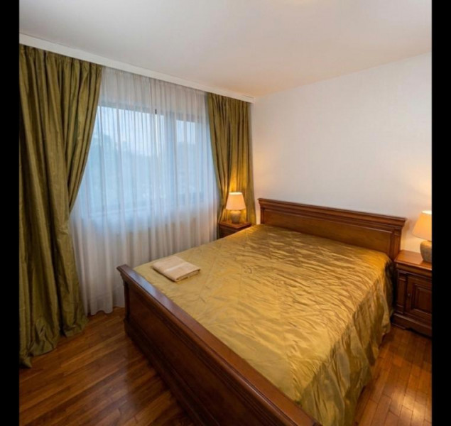 Apartament 3 camere de închiriat – Faleza Nord,Parc Str. Unirii Loc parcare