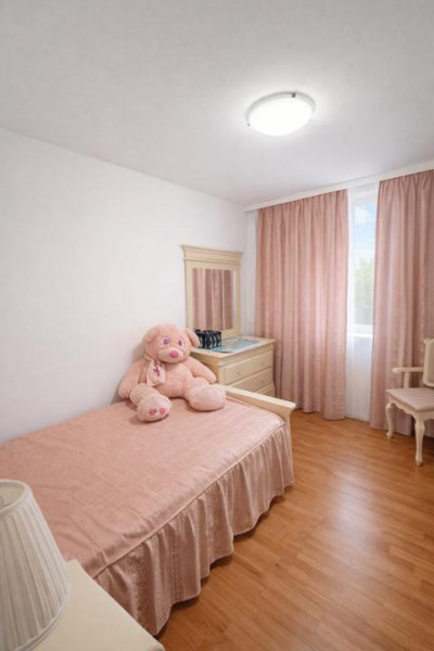 Apartament 3 camere de închiriat – Faleza Nord,Parc Str. Unirii Loc parcare