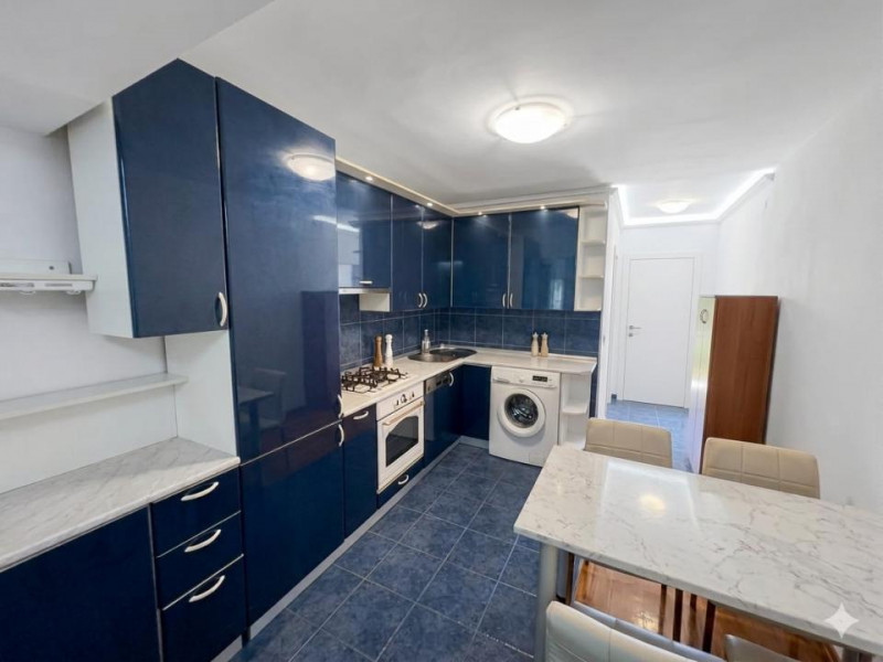 Apartament 3 camere de închiriat – Faleza Nord,Parc Str. Unirii Loc parcare