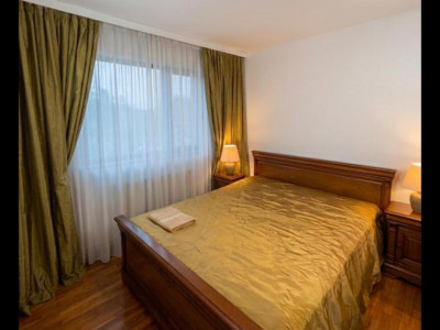 Apartament 3 camere de închiriat – Faleza Nord,Parc Str. Unirii Loc parcare