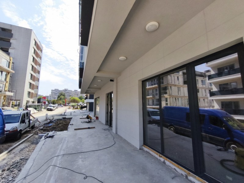Închiriere Spațiu Comercial Nou Tomis Nord cu 3 locuri parcare