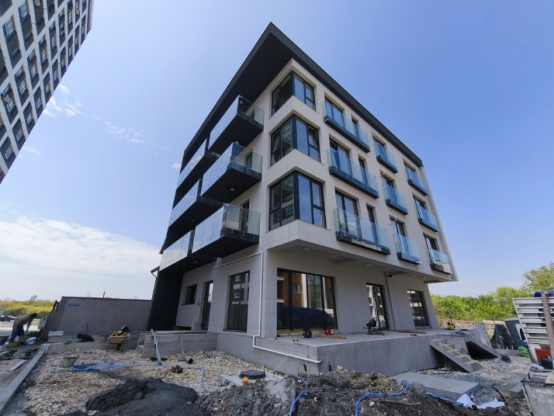 Închiriere Spațiu Comercial Nou Tomis Nord cu 3 locuri parcare