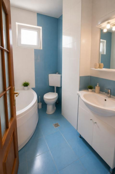 Închiriere apartament 4 camere decomandat + garaj 