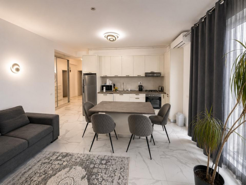 Apartament  3 camere de închiriat – Mamaia, zona Butoaie,loc  parcare