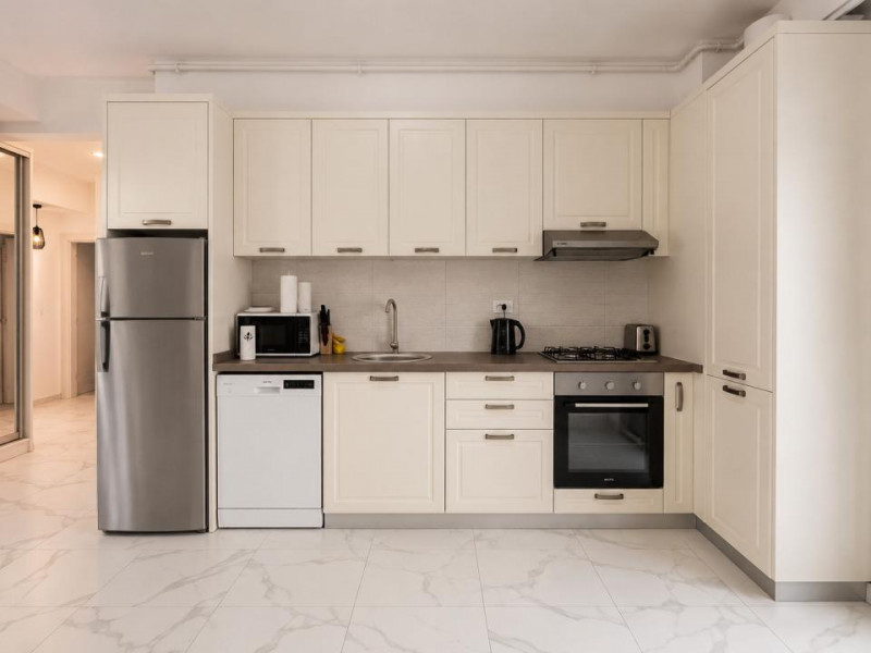 Apartament  3 camere de închiriat – Mamaia, zona Butoaie,loc  parcare