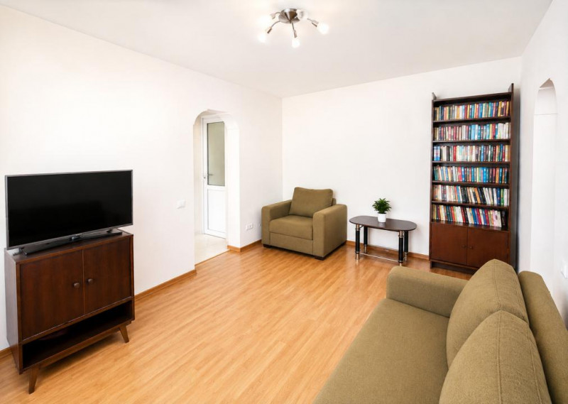 Apartament 2 camere de închiriat Centru cu centrală gaz termen lung