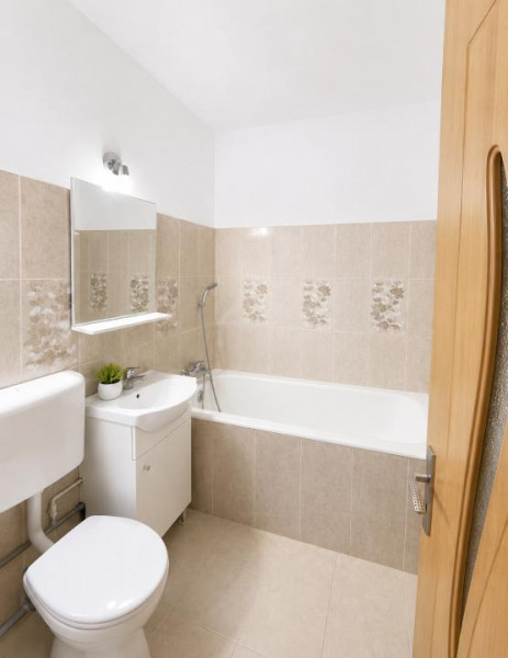 Apartament 2 camere de închiriat Centru cu centrală gaz termen lung