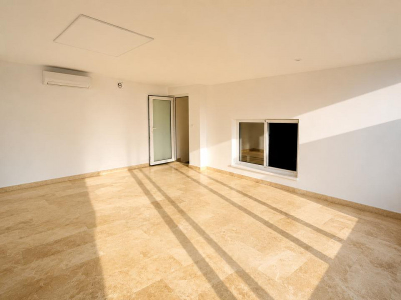 Închiriere duplex nemobilat 150 mp vis-a-vis Parc Primărie/Fantasio