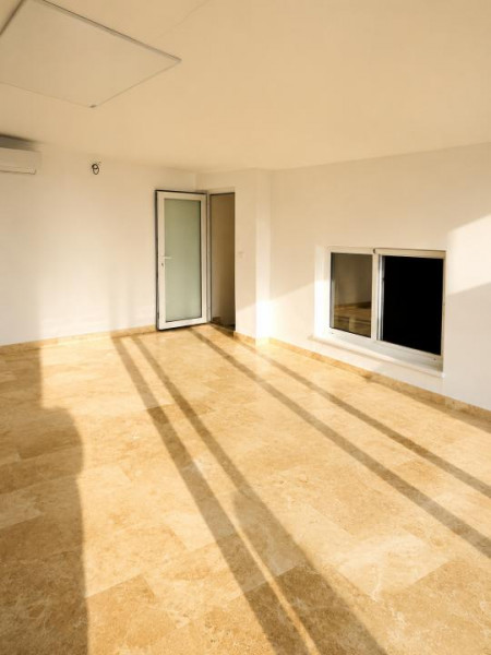 Închiriere duplex nemobilat 150 mp vis-a-vis Parc Primărie/Fantasio